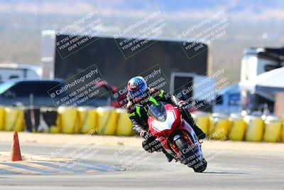 media/Feb-12-2022-SoCal Trackdays (Sat) [[3b21b94a56]]/Turn 2 (1045am)/